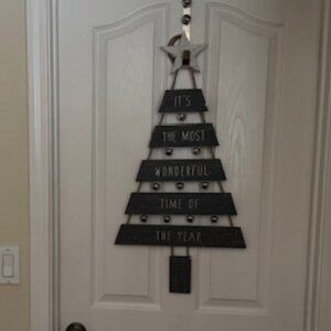 🎄 “It’s the Most Wonderful Time of the Year” Wooden Tree Wreath Silver Bells 🎄